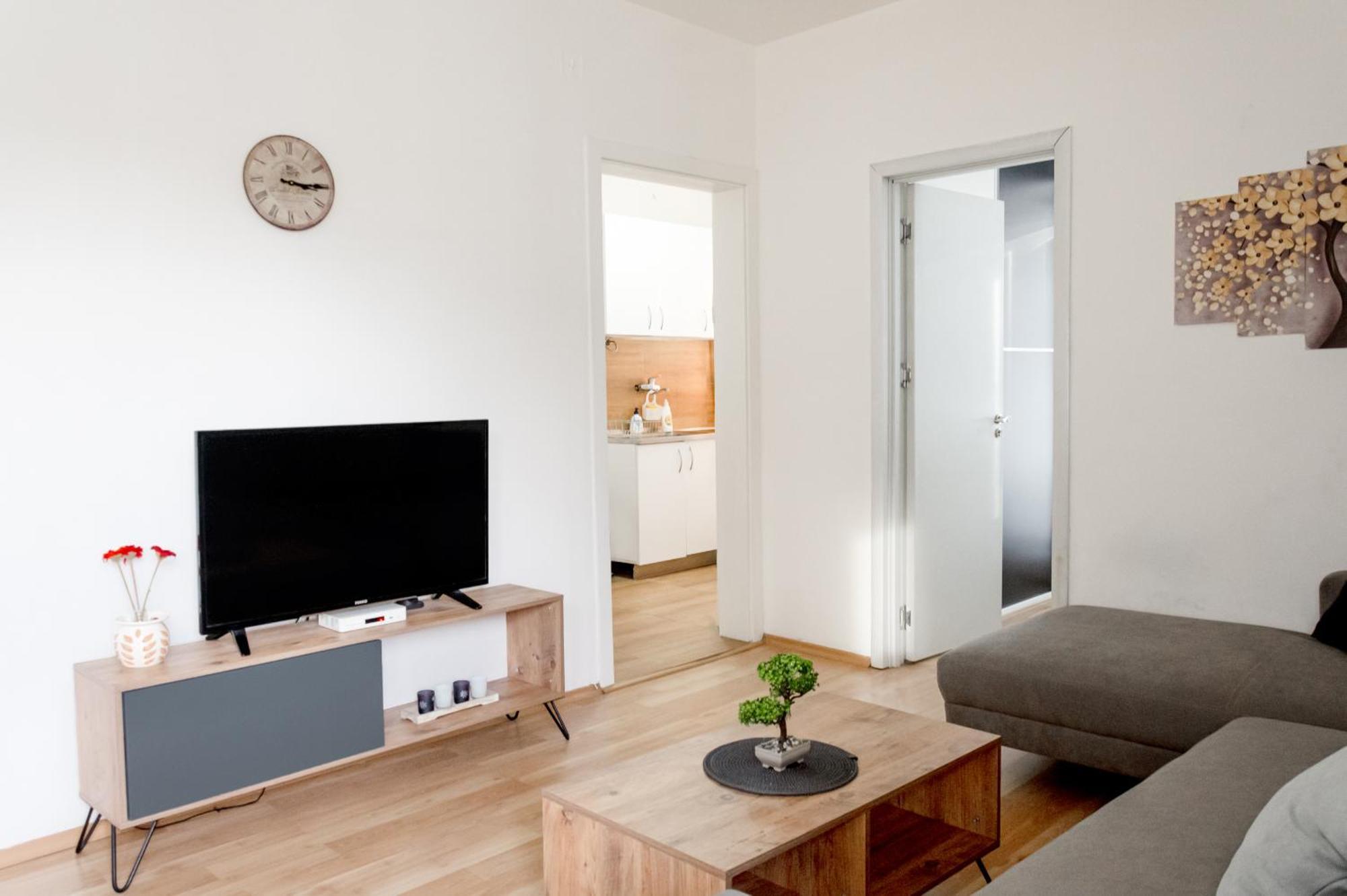 Friendship Apartment Skopje Luaran gambar